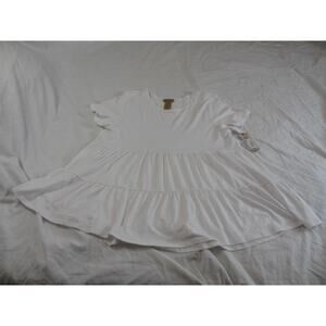 NWT Wrangler Women's White Short Sleeve Tiered Essential Knit Size M
